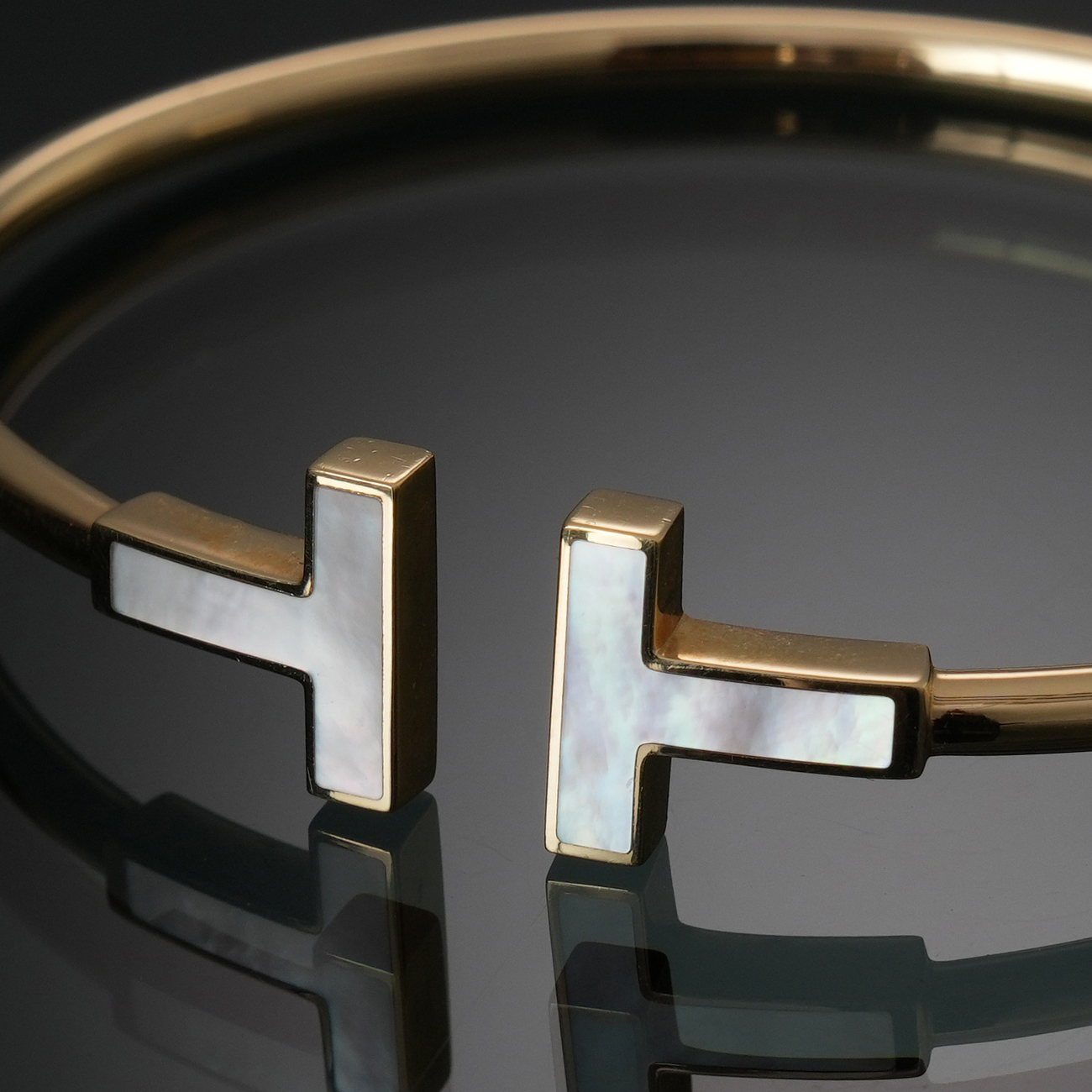 TIFFANY&CO(USED)티파니앤코 티 와이어 브레이슬릿 마더오브 펄 #SM