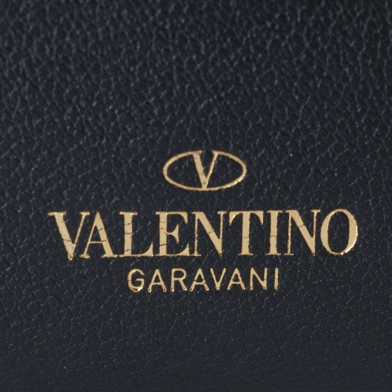 VALENTINO(USED)발렌티노 락스터드 중지갑