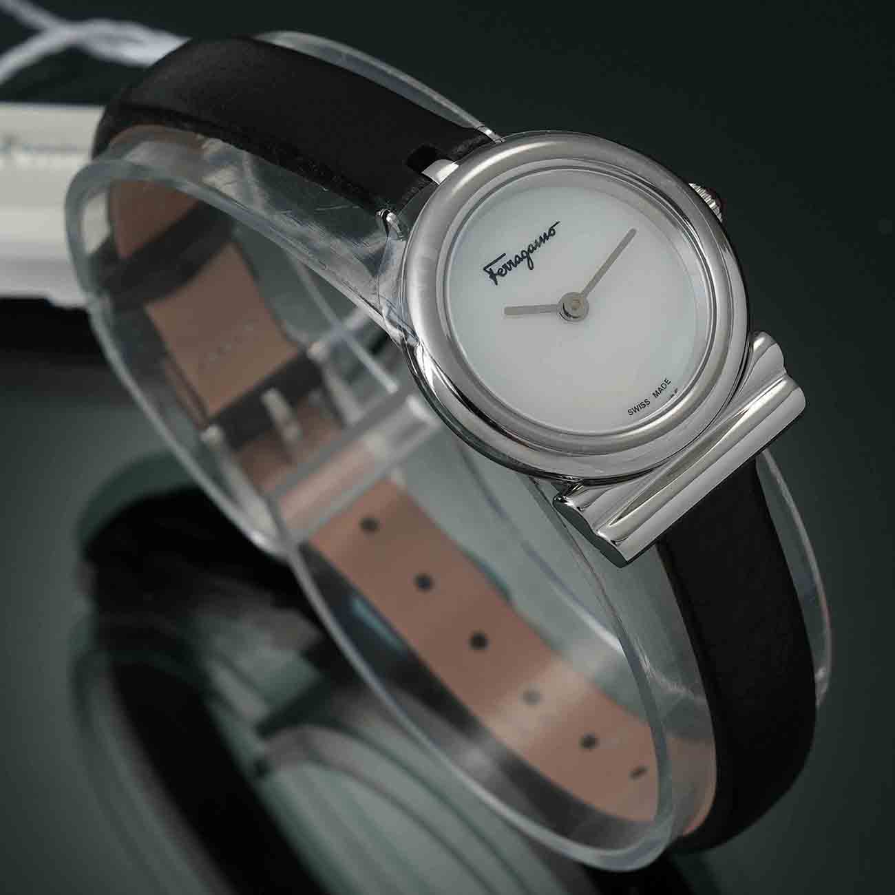 FERRAGAMO(USED)페레가모 간치니 워치