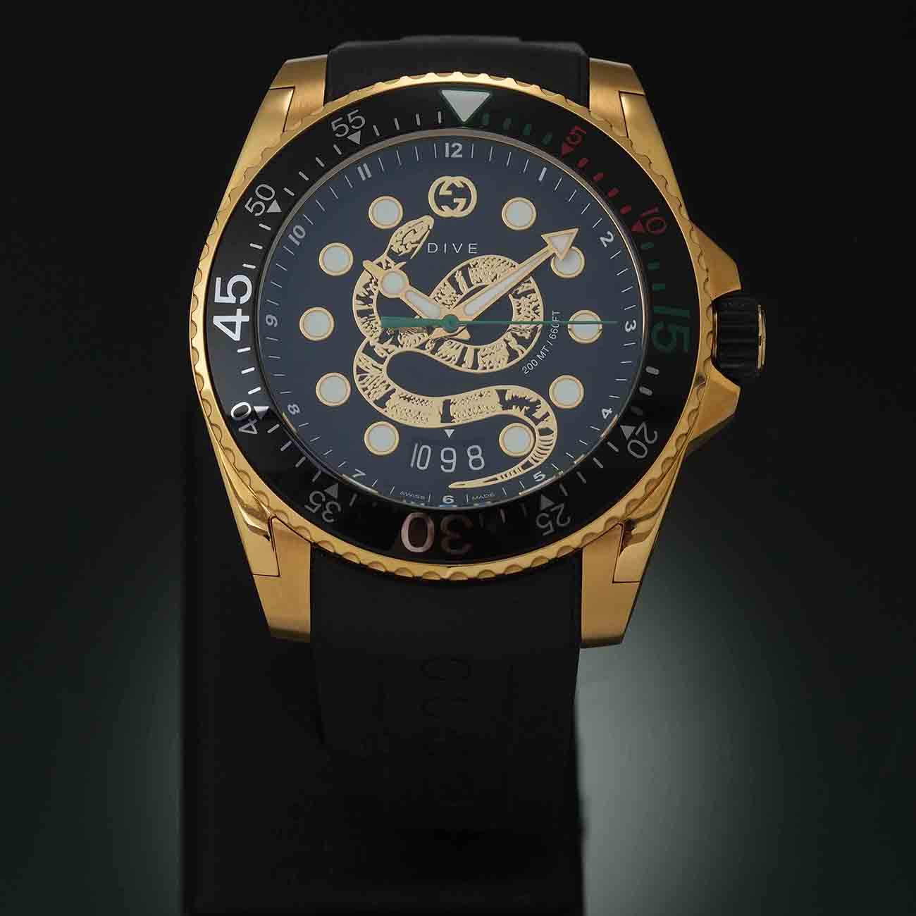 GUCCI(USED)구찌 킹스네이크 다이브 금장 워 136.2