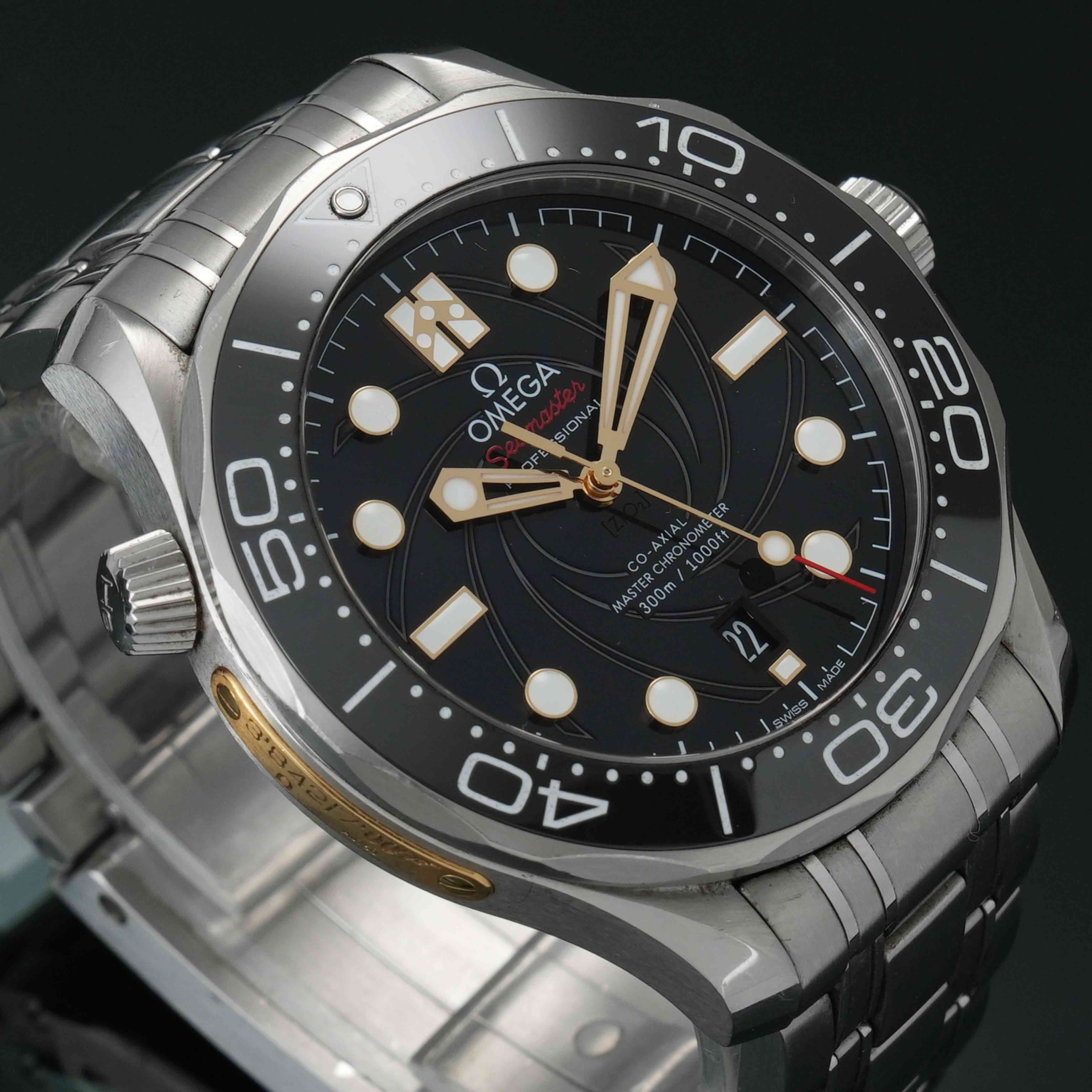 OMEGA(USED)오메가 씨마스터 다이버300 007 제임스본드 여왕폐하